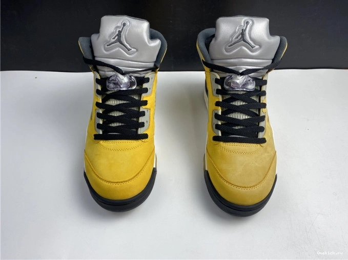 One Kick Jordan 5 Retro Air T23 454783-701 Tokyo 0801